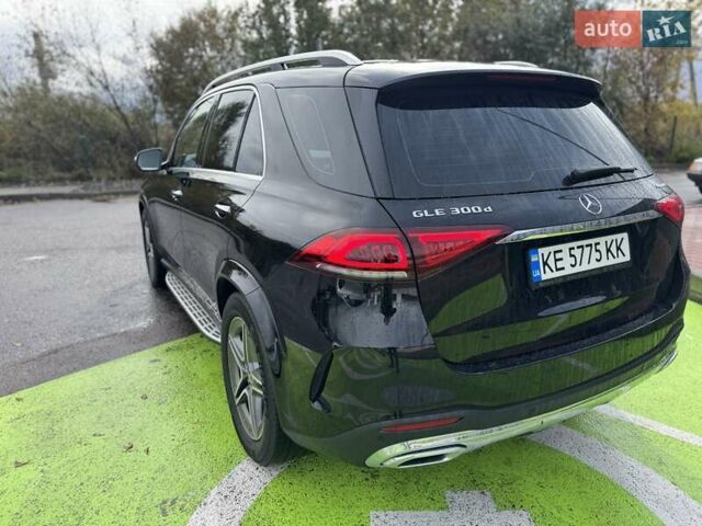 Черный Мерседес ГЛЕ-Класс, объемом двигателя 2 л и пробегом 182 тыс. км за 56000 $, фото 21 на Automoto.ua