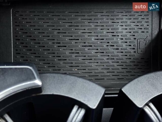 Черный Мерседес ГЛЕ-Класс, объемом двигателя 2 л и пробегом 139 тыс. км за 68900 $, фото 14 на Automoto.ua