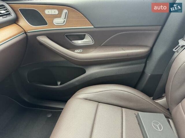 Черный Мерседес ГЛЕ-Класс, объемом двигателя 2 л и пробегом 182 тыс. км за 56000 $, фото 41 на Automoto.ua