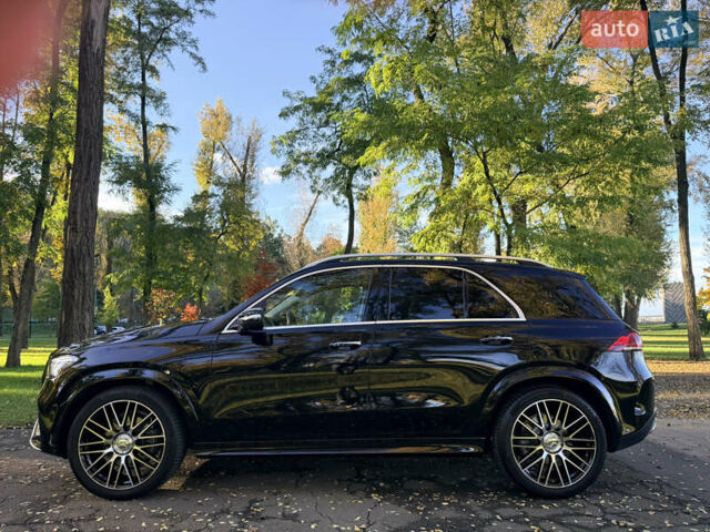 Мерседес ГЛЕ-Класс 2022 в Киеве на Automoto.ua Черный Мерседес ГЛЕ-Класс, объемом двигателя 2.93 л и пробегом 78 тыс. км за 80000 $, фото 45 на Automoto.ua