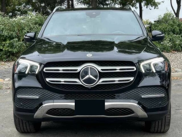 Черный Мерседес ГЛЕ-Класс, объемом двигателя 2 л и пробегом 27 тыс. км за 67000 $, фото 1 на Automoto.ua