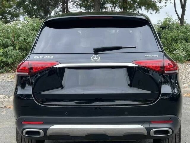 Черный Мерседес ГЛЕ-Класс, объемом двигателя 2 л и пробегом 27 тыс. км за 67000 $, фото 4 на Automoto.ua