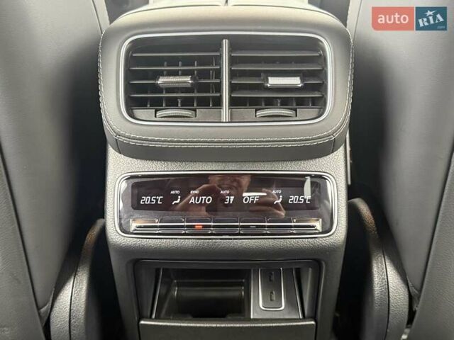 Черный Мерседес ГЛЕ-Класс, объемом двигателя 3 л и пробегом 29 тыс. км за 91000 $, фото 52 на Automoto.ua