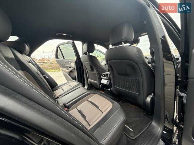 Черный Мерседес ГЛЕ-Класс, объемом двигателя 3 л и пробегом 29 тыс. км за 91000 $, фото 70 на Automoto.ua