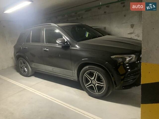 Черный Мерседес ГЛЕ-Класс, объемом двигателя 1.95 л и пробегом 46 тыс. км за 88000 $, фото 3 на Automoto.ua