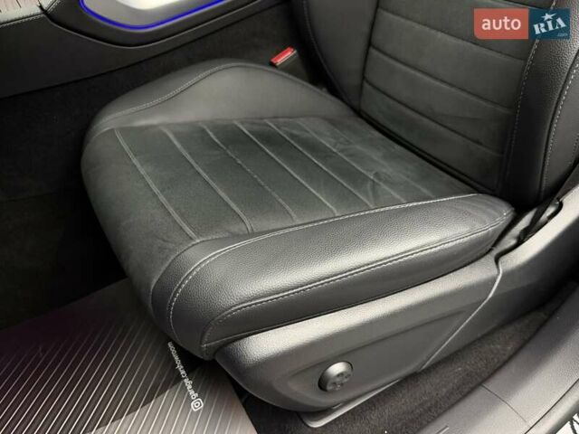 Черный Мерседес ГЛЕ-Класс, объемом двигателя 2 л и пробегом 90 тыс. км за 68900 $, фото 28 на Automoto.ua