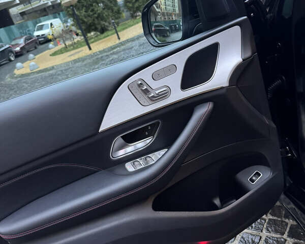 Черный Мерседес ГЛЕ-Класс, объемом двигателя 3 л и пробегом 58 тыс. км за 99999 $, фото 36 на Automoto.ua