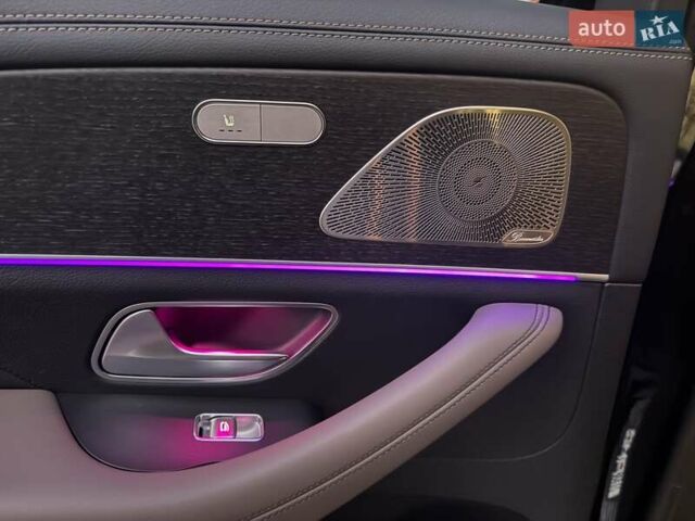 Черный Мерседес ГЛЕ-Класс, объемом двигателя 3 л и пробегом 29 тыс. км за 99000 $, фото 46 на Automoto.ua