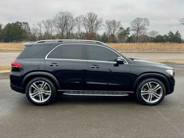 Черный Мерседес ГЛЕ-Класс, объемом двигателя 2 л и пробегом 25 тыс. км за 48800 $, фото 4 на Automoto.ua