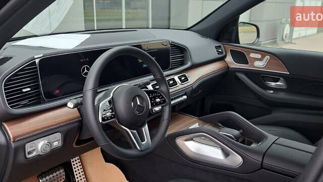 Черный Мерседес ГЛЕ-Класс, объемом двигателя 1.95 л и пробегом 46 тыс. км за 88000 $, фото 5 на Automoto.ua