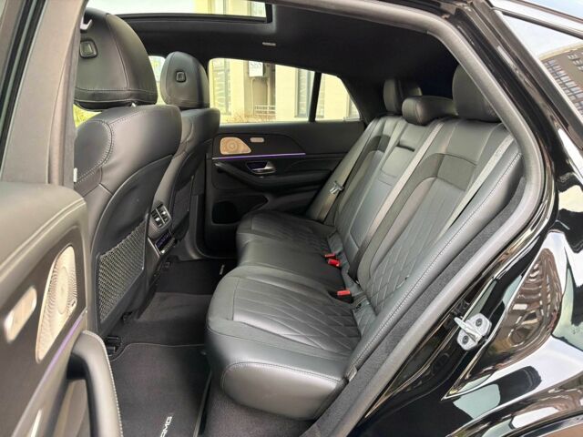 Черный Мерседес ГЛЕ-Класс, объемом двигателя 4 л и пробегом 55 тыс. км за 122555 $, фото 15 на Automoto.ua