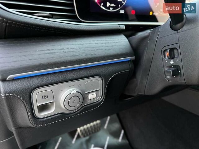 Черный Мерседес ГЛЕ-Класс, объемом двигателя 2.99 л и пробегом 75 тыс. км за 98888 $, фото 76 на Automoto.ua