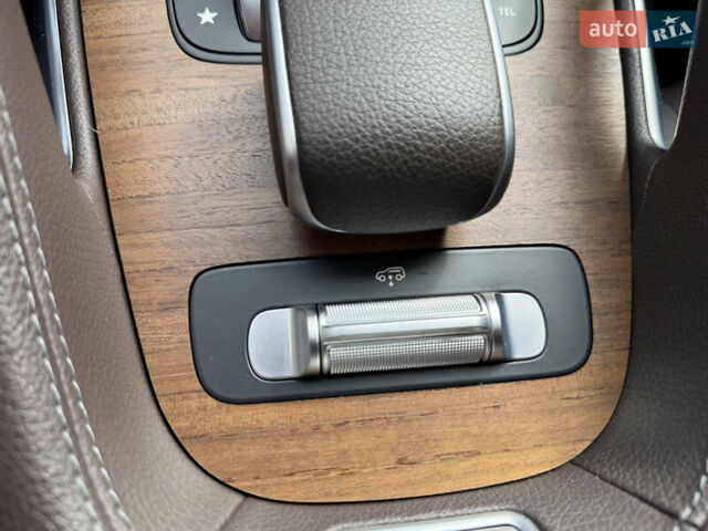 Черный Мерседес ГЛЕ-Класс, объемом двигателя 1.99 л и пробегом 48 тыс. км за 77500 $, фото 54 на Automoto.ua