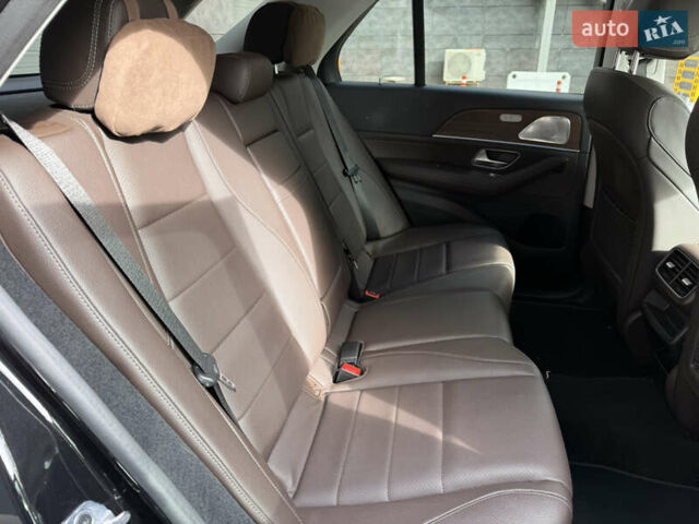 Черный Мерседес ГЛЕ-Класс, объемом двигателя 1.99 л и пробегом 48 тыс. км за 77500 $, фото 42 на Automoto.ua