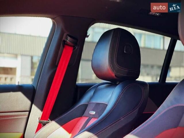 Черный Мерседес ГЛЕ-Класс, объемом двигателя 3 л и пробегом 29 тыс. км за 96500 $, фото 29 на Automoto.ua