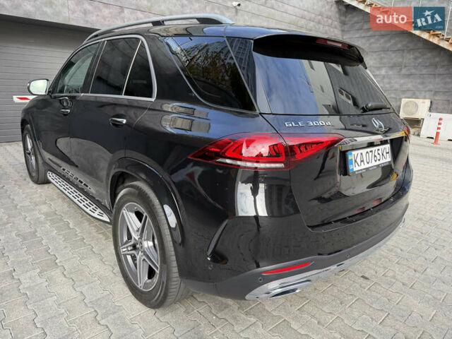 Черный Мерседес ГЛЕ-Класс, объемом двигателя 1.99 л и пробегом 48 тыс. км за 77500 $, фото 24 на Automoto.ua