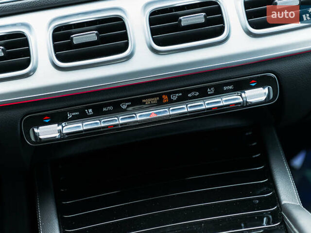 Черный Мерседес ГЛЕ-Класс, объемом двигателя 1.95 л и пробегом 39 тыс. км за 75000 $, фото 24 на Automoto.ua