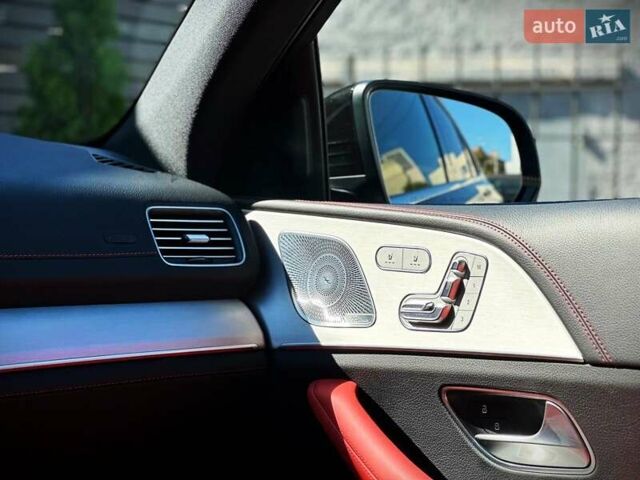 Черный Мерседес ГЛЕ-Класс, объемом двигателя 3 л и пробегом 29 тыс. км за 96500 $, фото 44 на Automoto.ua