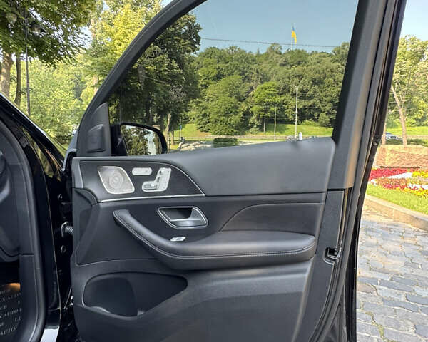 Черный Мерседес ГЛЕ-Класс, объемом двигателя 1.99 л и пробегом 43 тыс. км за 89999 $, фото 131 на Automoto.ua