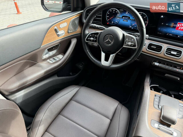 Черный Мерседес ГЛЕ-Класс, объемом двигателя 1.99 л и пробегом 48 тыс. км за 77500 $, фото 37 на Automoto.ua