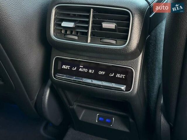 Черный Мерседес ГЛЕ-Класс, объемом двигателя 2.99 л и пробегом 75 тыс. км за 98888 $, фото 90 на Automoto.ua