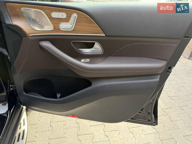 Черный Мерседес ГЛЕ-Класс, объемом двигателя 1.99 л и пробегом 48 тыс. км за 77500 $, фото 39 на Automoto.ua