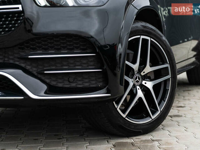 Черный Мерседес ГЛЕ-Класс, объемом двигателя 1.95 л и пробегом 39 тыс. км за 75000 $, фото 1 на Automoto.ua
