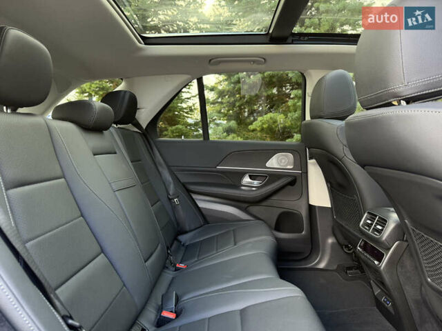 Черный Мерседес ГЛЕ-Класс, объемом двигателя 2 л и пробегом 4 тыс. км за 70000 $, фото 15 на Automoto.ua