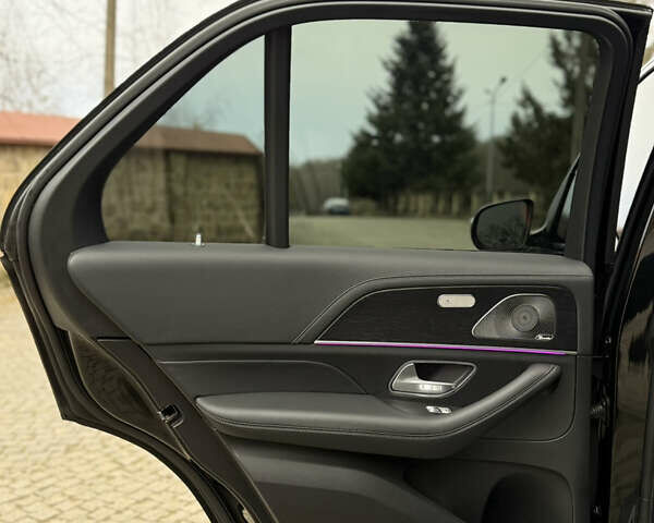 Черный Мерседес ГЛЕ-Класс, объемом двигателя 2 л и пробегом 6 тыс. км за 89000 $, фото 23 на Automoto.ua