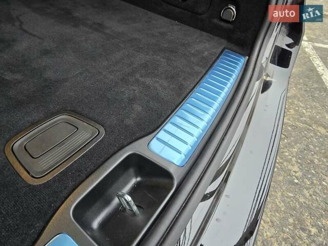 Черный Мерседес ГЛЕ-Класс, объемом двигателя 2.99 л и пробегом 16 тыс. км за 110000 $, фото 35 на Automoto.ua