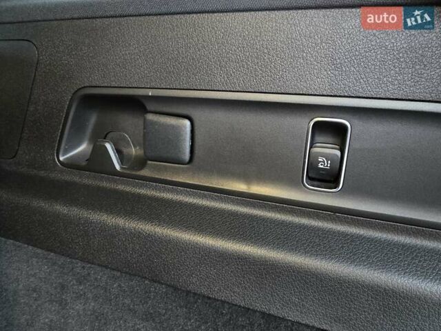 Черный Мерседес ГЛЕ-Класс, объемом двигателя 2.99 л и пробегом 16 тыс. км за 110000 $, фото 32 на Automoto.ua