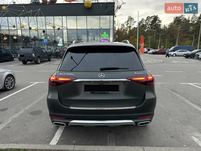 Чорний Мерседес ГЛЕ-Клас, об'ємом двигуна 2 л та пробігом 28 тис. км за 92500 $, фото 3 на Automoto.ua