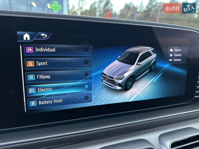Чорний Мерседес ГЛЕ-Клас, об'ємом двигуна 2 л та пробігом 28 тис. км за 92500 $, фото 23 на Automoto.ua