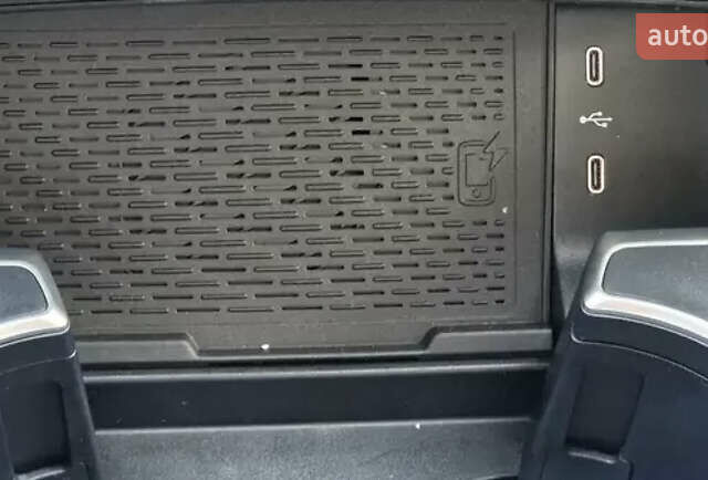 Черный Мерседес ГЛЕ-Класс, объемом двигателя 1.99 л и пробегом 3 тыс. км за 95000 $, фото 11 на Automoto.ua