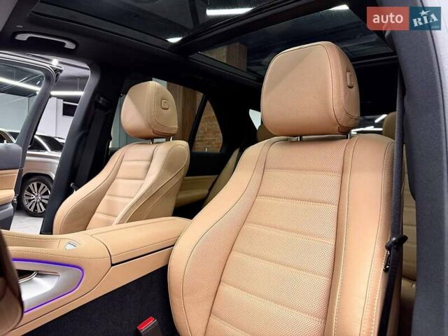 Черный Мерседес ГЛЕ-Класс, объемом двигателя 2.99 л и пробегом 1 тыс. км за 146900 $, фото 27 на Automoto.ua