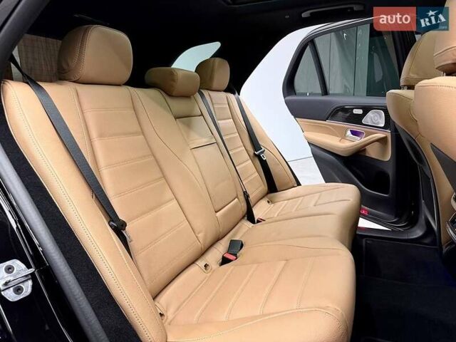 Черный Мерседес ГЛЕ-Класс, объемом двигателя 2.99 л и пробегом 1 тыс. км за 146900 $, фото 55 на Automoto.ua