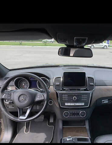 Мерседес ГЛЕ-Класс 2015 в Хмельницком на Automoto.ua Коричневый Мерседес ГЛЕ-Класс, объемом двигателя 2.2 л и пробегом 250 тыс. км за 31000 $, фото 12 на Automoto.ua