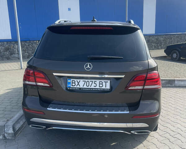 Мерседес ГЛЕ-Класс 2015 в Хмельницком на Automoto.ua Коричневый Мерседес ГЛЕ-Класс, объемом двигателя 2.2 л и пробегом 250 тыс. км за 31000 $, фото 4 на Automoto.ua