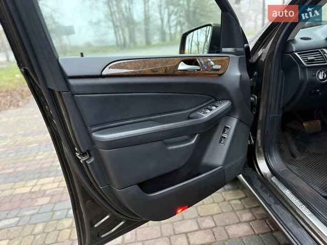 Коричневый Мерседес ГЛЕ-Класс, объемом двигателя 2.99 л и пробегом 235 тыс. км за 29000 $, фото 29 на Automoto.ua