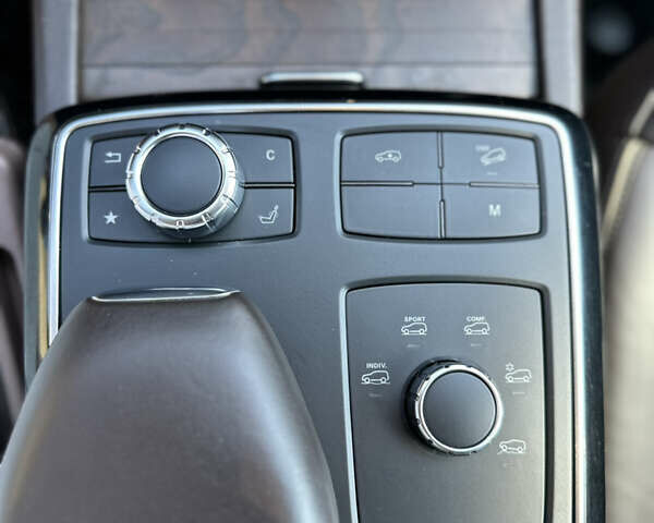 Коричневий Мерседес ГЛЕ-Клас, об'ємом двигуна 2.99 л та пробігом 160 тис. км за 35000 $, фото 7 на Automoto.ua