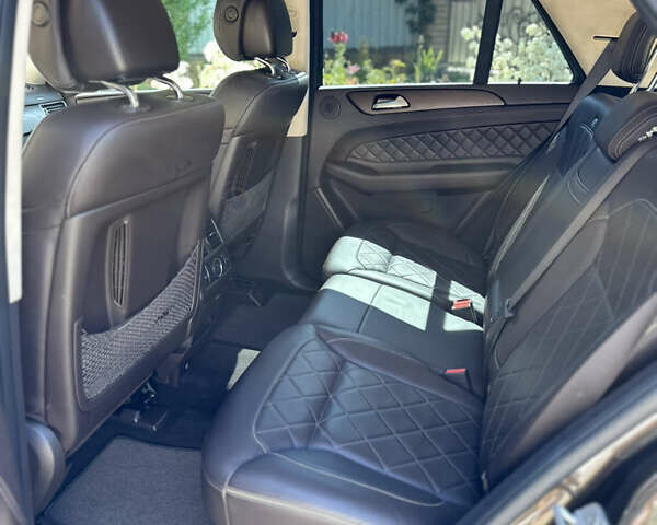 Коричневий Мерседес ГЛЕ-Клас, об'ємом двигуна 2.99 л та пробігом 160 тис. км за 35000 $, фото 16 на Automoto.ua