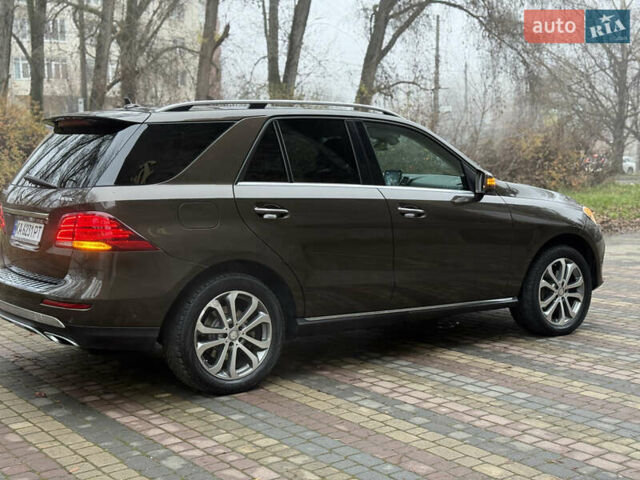 Коричневый Мерседес ГЛЕ-Класс, объемом двигателя 2.99 л и пробегом 235 тыс. км за 29000 $, фото 12 на Automoto.ua