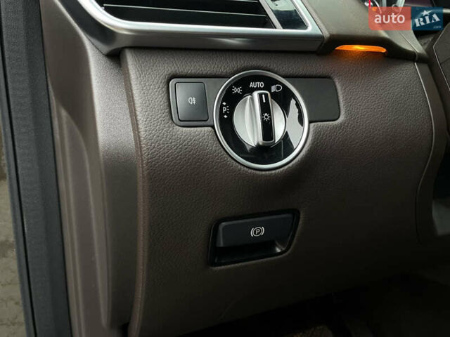 Коричневий Мерседес ГЛЕ-Клас, об'ємом двигуна 2.14 л та пробігом 78 тис. км за 36500 $, фото 35 на Automoto.ua