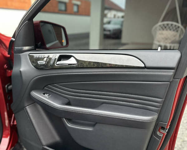 Червоний Мерседес ГЛЕ-Клас, об'ємом двигуна 2.99 л та пробігом 205 тис. км за 37800 $, фото 49 на Automoto.ua