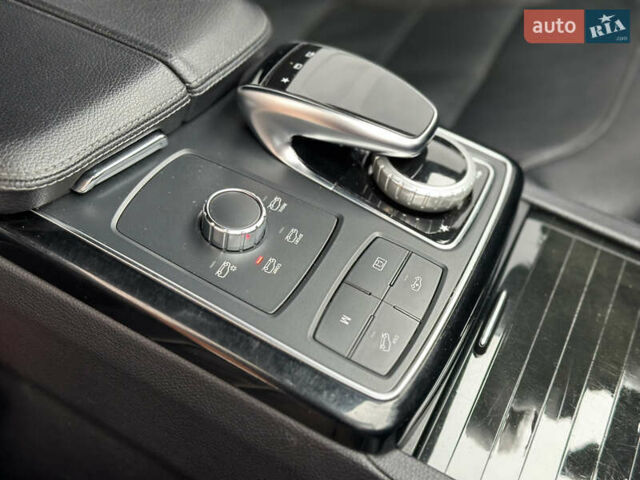 Червоний Мерседес ГЛЕ-Клас, об'ємом двигуна 2.99 л та пробігом 205 тис. км за 37800 $, фото 44 на Automoto.ua