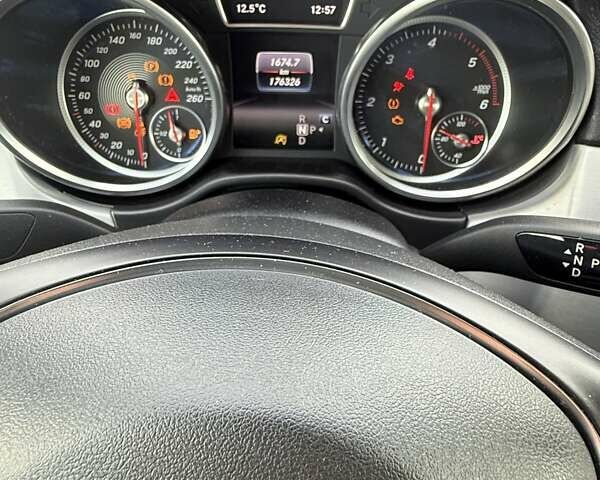 Красный Мерседес ГЛЕ-Класс, объемом двигателя 2.99 л и пробегом 176 тыс. км за 38300 $, фото 14 на Automoto.ua