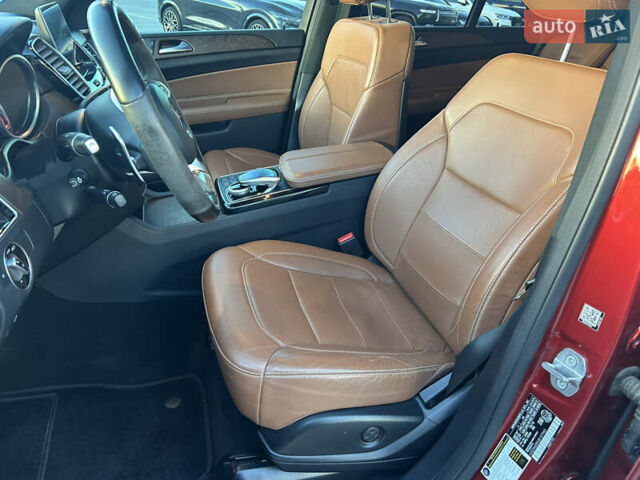 Красный Мерседес ГЛЕ-Класс, объемом двигателя 3 л и пробегом 39 тыс. км за 49000 $, фото 19 на Automoto.ua