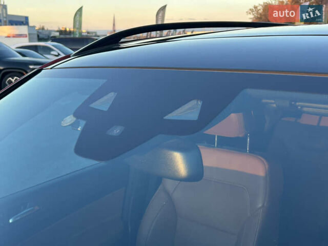 Красный Мерседес ГЛЕ-Класс, объемом двигателя 3 л и пробегом 39 тыс. км за 49000 $, фото 46 на Automoto.ua