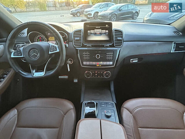 Красный Мерседес ГЛЕ-Класс, объемом двигателя 3 л и пробегом 39 тыс. км за 49000 $, фото 41 на Automoto.ua