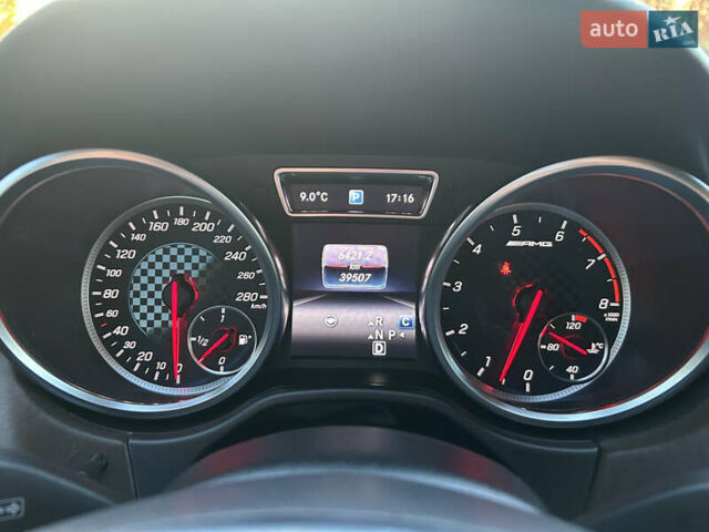 Красный Мерседес ГЛЕ-Класс, объемом двигателя 3 л и пробегом 39 тыс. км за 49000 $, фото 45 на Automoto.ua